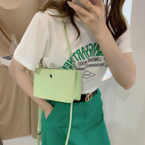 new lady's one-shoulder luxury bag from designer of fashion handbag brand for summer
new lady's one-shoulder luxury bag from designer of fashion handbag brand for summer