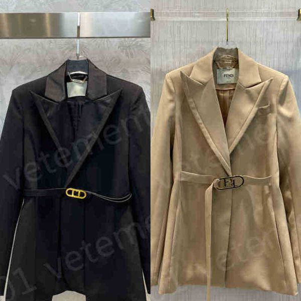 luxury womens blazer vintage slim fit metal buckle blazer retro shawl collar fashion trendy jacket temperament brand high end designer women, White;black
luxury womens blazer vintage slim fit metal buckle blazer retro shawl collar fashion trendy jacket temperament brand high end designer women, White;black
