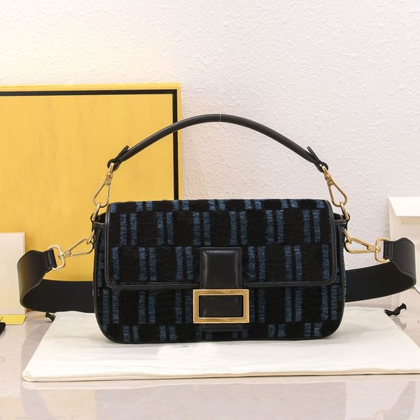 flap baguette bag crossbody bags shoulder handbag purse chenille fashion letter leather handle plain under arm women handbags hasp hardware
flap baguette bag crossbody bags shoulder handbag purse chenille fashion letter leather handle plain under arm women handbags hasp hardware