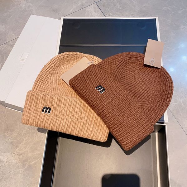 beanie designers luxury wool hat letters women beanie temperament hundred take fashion casual matching lettering design hats couple models w, Blue;gray
beanie designers luxury wool hat letters women beanie temperament hundred take fashion casual matching lettering design hats couple models w, Blue;gray