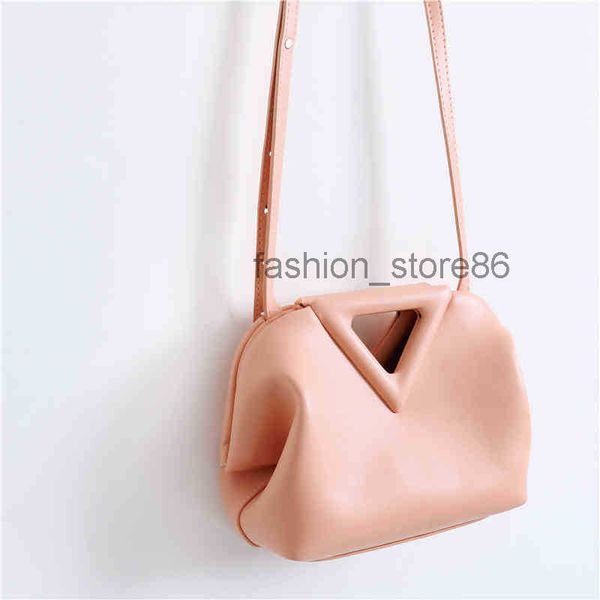 inverted bottegas cloud point triangle venetas bag 2022 v-neck fashion leather women'ss xo3r zzzv
inverted bottegas cloud point triangle venetas bag 2022 v-neck fashion leather women'ss xo3r zzzv