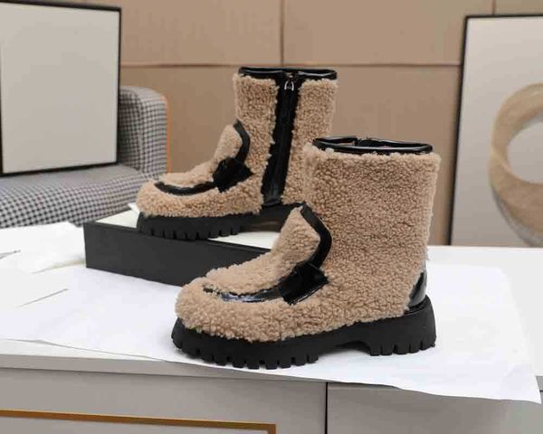 fashion-autumn and winter latest style high-end fur integrated lamb fur surface material short boots temperament ladies casual shoes, Black
fashion-autumn and winter latest style high-end fur integrated lamb fur surface material short boots temperament ladies casual shoes, Black