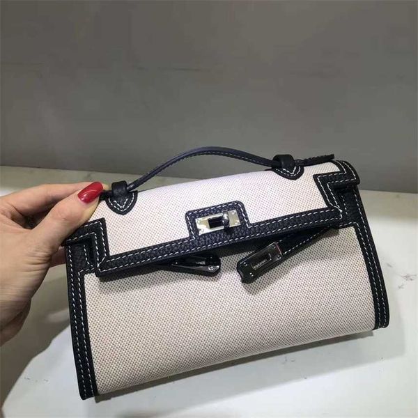 new head leather bag women's color matching handbag large capacity women's shoulder bag
new head leather bag women's color matching handbag large capacity women's shoulder bag
