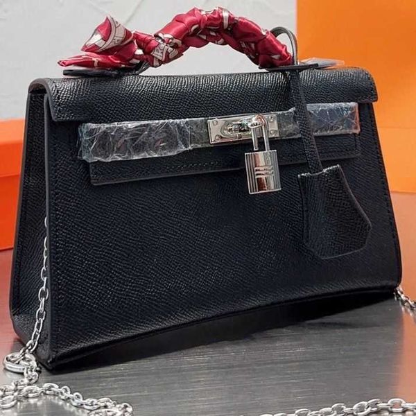 luxury designer handbags shoulder bags crossbody bag tote classic women's must-have tote bags fashion cute mini chain multi-purpose sho
luxury designer handbags shoulder bags crossbody bag tote classic women's must-have tote bags fashion cute mini chain multi-purpose sho