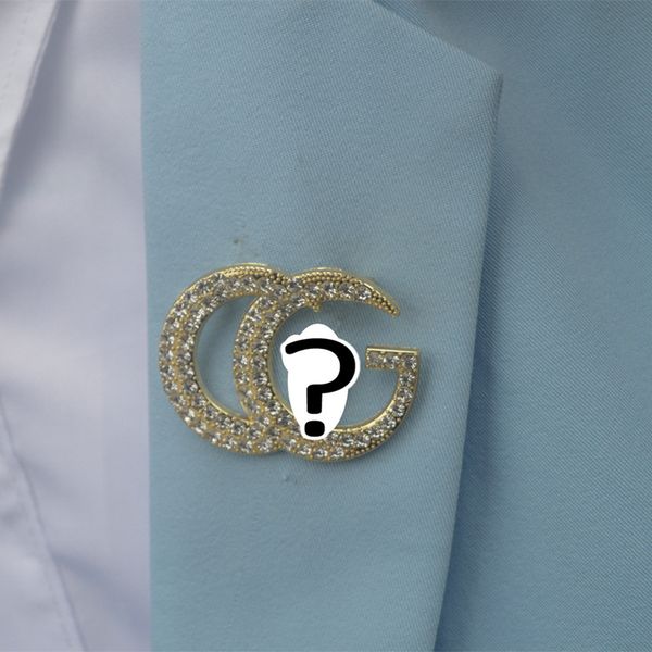 luxury women men designer brand letter brooches 18k gold plated inlay crystal diamond classic jewelry brooch pearl pin marry christmas party, Gray
luxury women men designer brand letter brooches 18k gold plated inlay crystal diamond classic jewelry brooch pearl pin marry christmas party, Gray