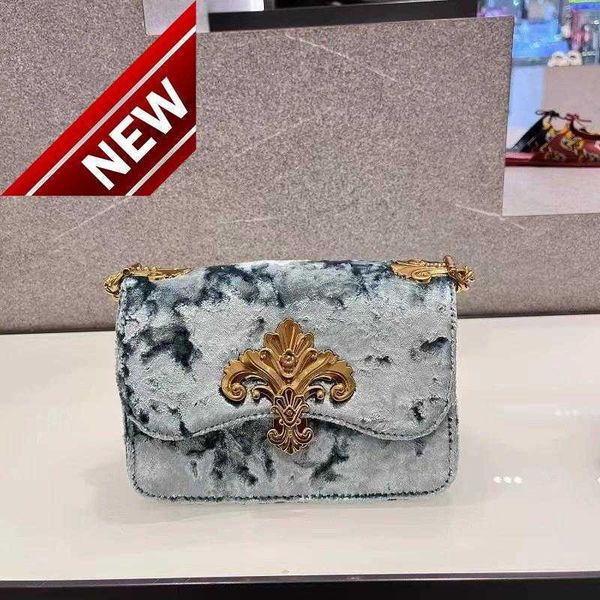 women's designer bags cross body women's armpit square triumphal arch yu shuxin same 80781686 factory direct sales
women's designer bags cross body women's armpit square triumphal arch yu shuxin same 80781686 factory direct sales