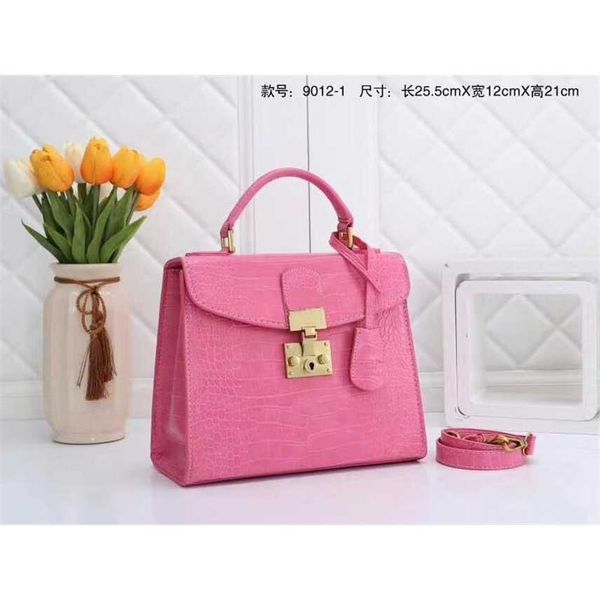 fashionable women's bag versatile crocodile pattern portable one shoulder messenger bag
fashionable women's bag versatile crocodile pattern portable one shoulder messenger bag