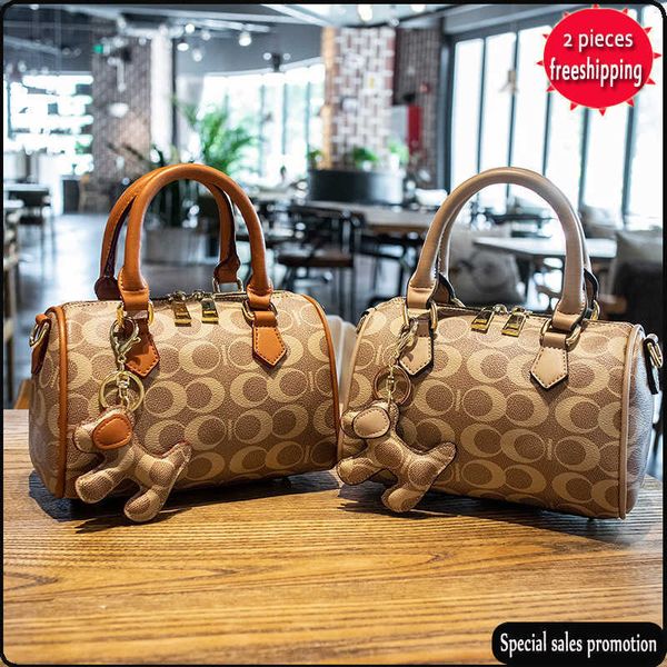 factory direct sales 50% off designer bags high class women's fashion niche dign kou jia printed portable one shoulder msenger pillow
factory direct sales 50% off designer bags high class women's fashion niche dign kou jia printed portable one shoulder msenger pillow