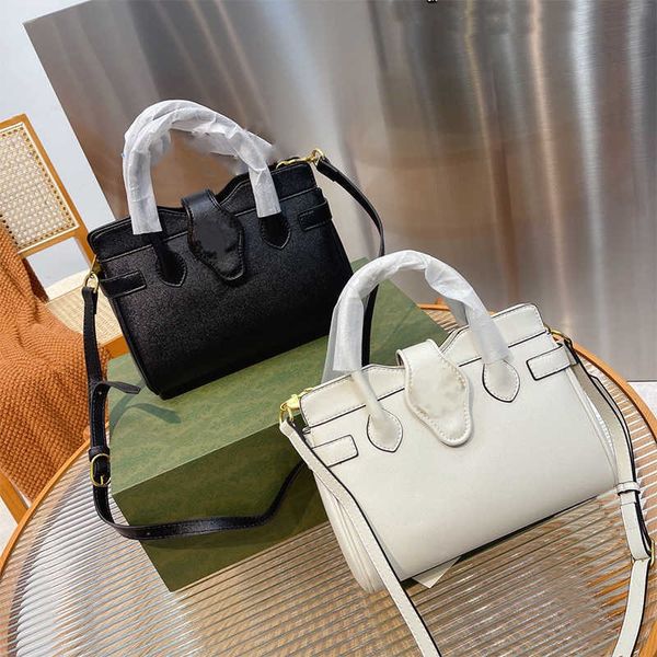 cross body designer- ladies fashion bags leather handbag luxurys messenger wallet shoulder bag
cross body designer- ladies fashion bags leather handbag luxurys messenger wallet shoulder bag
