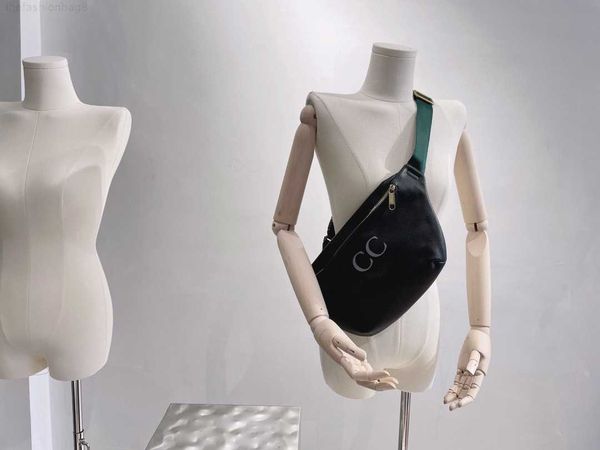 full leather crossbody waist bags chest bag black and white letter print pattern outdoor sports backpack clutch purses wallet box
full leather crossbody waist bags chest bag black and white letter print pattern outdoor sports backpack clutch purses wallet box