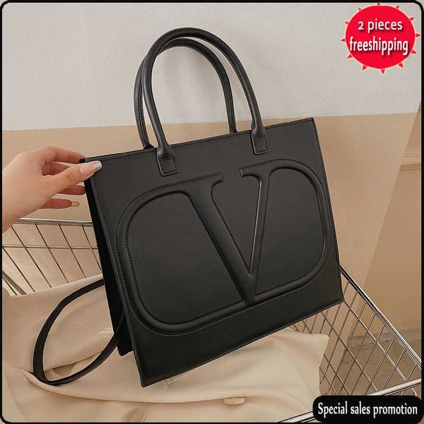 designer bags 2022 new women's hand korean version single shoulder bag msenger commuter killer tide
designer bags 2022 new women's hand korean version single shoulder bag msenger commuter killer tide