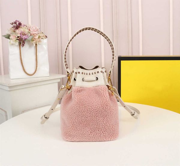 lamb hair bucket bag designer women handbag luxury large capacity shoulder bag letter design fashion all-match pink messenger handbags poche
lamb hair bucket bag designer women handbag luxury large capacity shoulder bag letter design fashion all-match pink messenger handbags poche