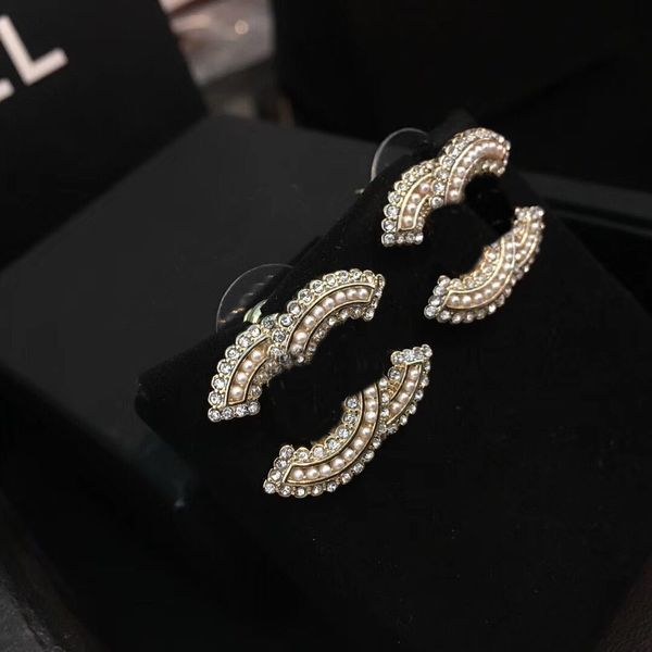 fashion stud pearl earrings for women party wedding lovers gift designer earring engagement jewelry with flannel bag, Golden;silver
fashion stud pearl earrings for women party wedding lovers gift designer earring engagement jewelry with flannel bag, Golden;silver
