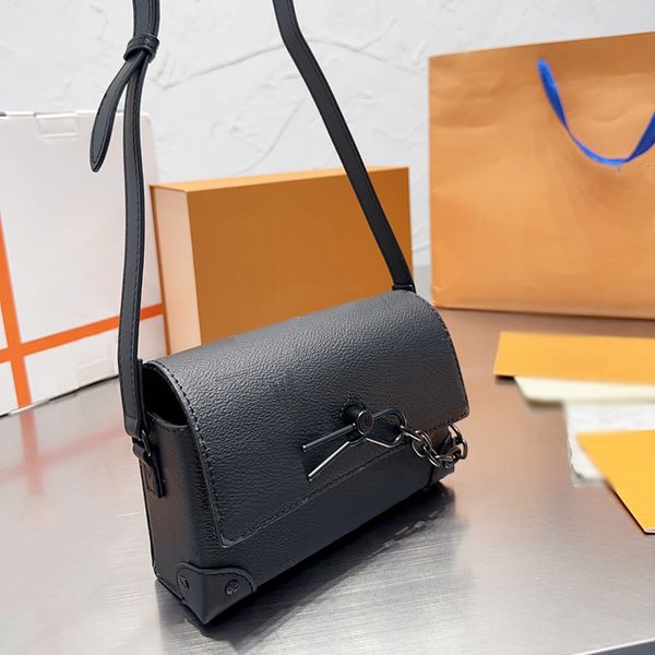 designer luxury women the tote bag fashion versatile handbags shoulder crossbody bags purse tories totes large capacity saddle wallets 7a 5s
designer luxury women the tote bag fashion versatile handbags shoulder crossbody bags purse tories totes large capacity saddle wallets 7a 5s