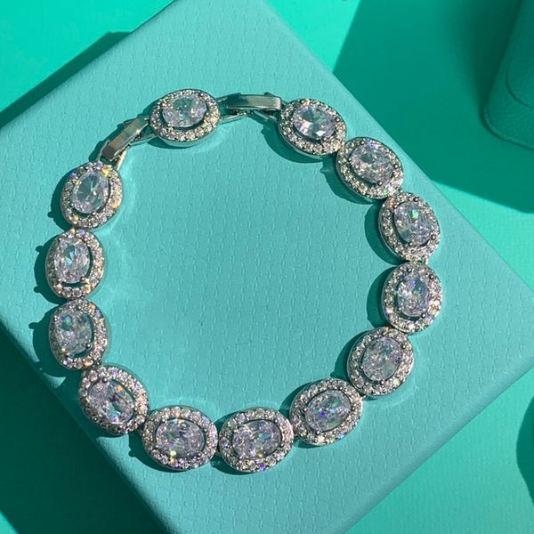 bracelets designers luxurys chain women diamond bracelets temperament versatile wedding wear jewelry fashion valentine's day jewelrys v, Black
bracelets designers luxurys chain women diamond bracelets temperament versatile wedding wear jewelry fashion valentine's day jewelrys v, Black