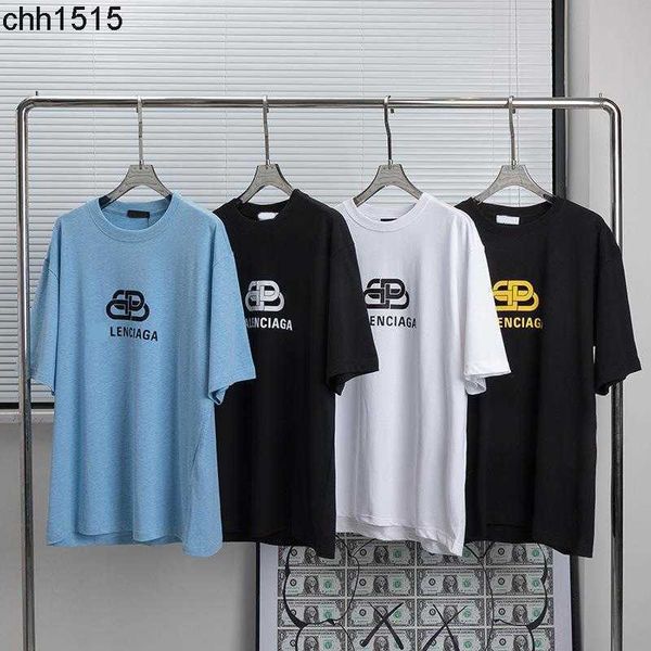 2023 summer new fashion brand balenciga classic lock short sleeve t-shirt round neck men's and women's lovers' style loose tr, White;black
2023 summer new fashion brand balenciga classic lock short sleeve t-shirt round neck men's and women's lovers' style loose tr, White;black