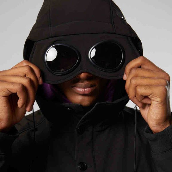 light luxury autumn designer mens jacket fashion company outdoor cp coat hip hop hooded hoodies men sports outerwear clothing casual button, Black;brown
light luxury autumn designer mens jacket fashion company outdoor cp coat hip hop hooded hoodies men sports outerwear clothing casual button, Black;brown
