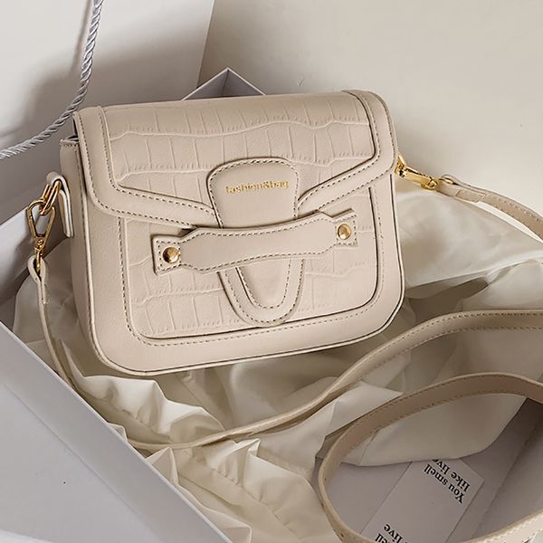 classic saddle bag luxury women handbags trend designer bags simple lady crossbody handbag
classic saddle bag luxury women handbags trend designer bags simple lady crossbody handbag