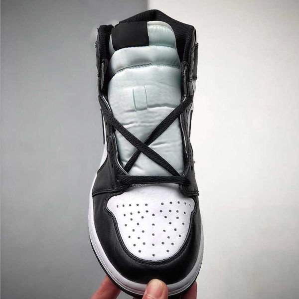 mens shoes 1s woman man sneakers 1 unc shadow bordeaux bred silver toe dark mocha university blue hyper royal black gold chicago tu
mens shoes 1s woman man sneakers 1 unc shadow bordeaux bred silver toe dark mocha university blue hyper royal black gold chicago tu