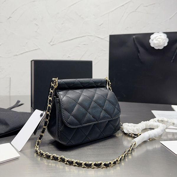 mini women classic flap shell bag diamond lattice caviar calfskin leather quilted luxury crossbody fanny pack designer handbag versatile clu
mini women classic flap shell bag diamond lattice caviar calfskin leather quilted luxury crossbody fanny pack designer handbag versatile clu