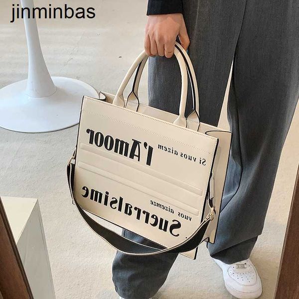 design bag shop 80% factory wholesale and retail advanced sense large capacity women's 2023 new fashion versatile msenger
design bag shop 80% factory wholesale and retail advanced sense large capacity women's 2023 new fashion versatile msenger