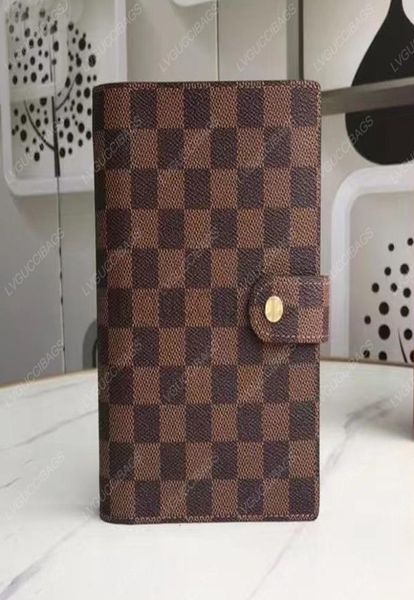 luxury quality high brand designer bag big table ring agenda sleeve stand memo a5 notebook diary cover leather passport epi leathe5021438, Brown;gray
luxury quality high brand designer bag big table ring agenda sleeve stand memo a5 notebook diary cover leather passport epi leathe5021438, Brown;gray