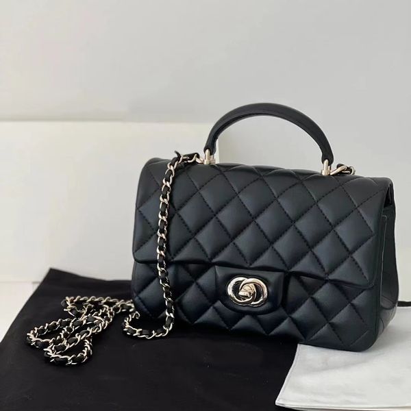 designer cross body bag luxury fashion leather messenger shoulder handbag composite shopping bag plaid two letters
designer cross body bag luxury fashion leather messenger shoulder handbag composite shopping bag plaid two letters