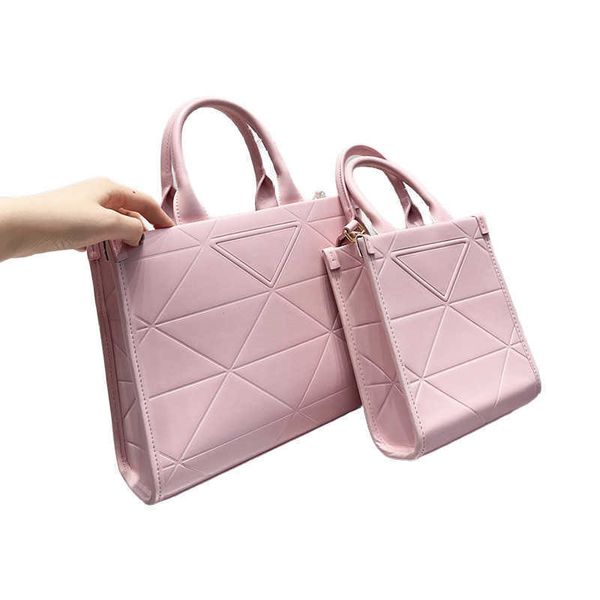 pbag triangle shopping bags totes prabag rhombus vegetable basket label tote womens designers designer cross body handbag purse 221125
pbag triangle shopping bags totes prabag rhombus vegetable basket label tote womens designers designer cross body handbag purse 221125
