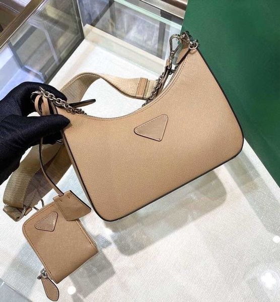 pra da bag lady tote bag leather handbag party shoulder bags high capacity luxury designer wallet coin purses women shopping totes vintage 1
pra da bag lady tote bag leather handbag party shoulder bags high capacity luxury designer wallet coin purses women shopping totes vintage 1