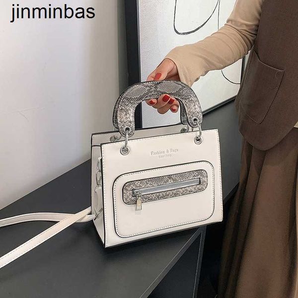 design bag shop 80% factory wholesale and retail 2023 women's bag new texture handbag fashion atmosphere snake pattern autumn one shoul
design bag shop 80% factory wholesale and retail 2023 women's bag new texture handbag fashion atmosphere snake pattern autumn one shoul