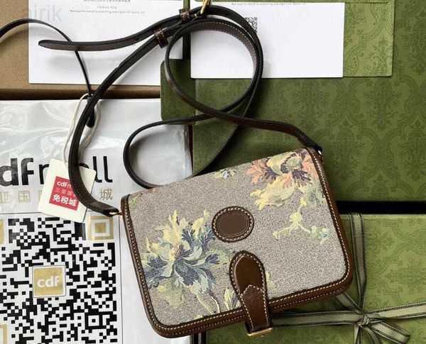 women realfine bags 5a 671623 mini tote interlocking messengers shoulder handbags for men size 16cm
women realfine bags 5a 671623 mini tote interlocking messengers shoulder handbags for men size 16cm