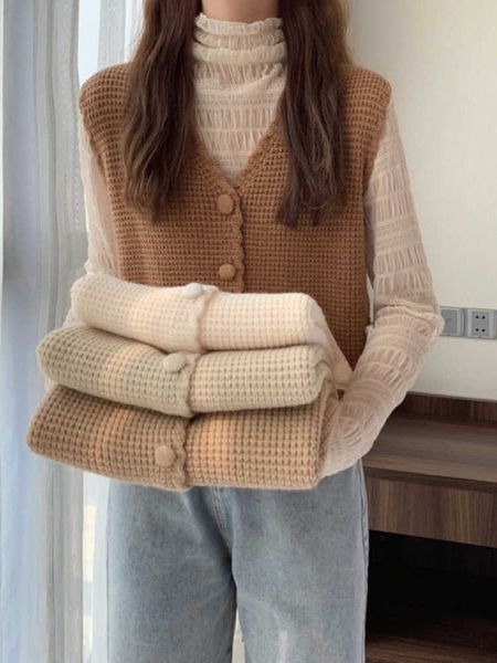 women's sweaters women simple fashionable vhals knitted vest loose basic solid sleeves streetwear knitted sweater new 2022 j220915, White;black
women's sweaters women simple fashionable vhals knitted vest loose basic solid sleeves streetwear knitted sweater new 2022 j220915, White;black