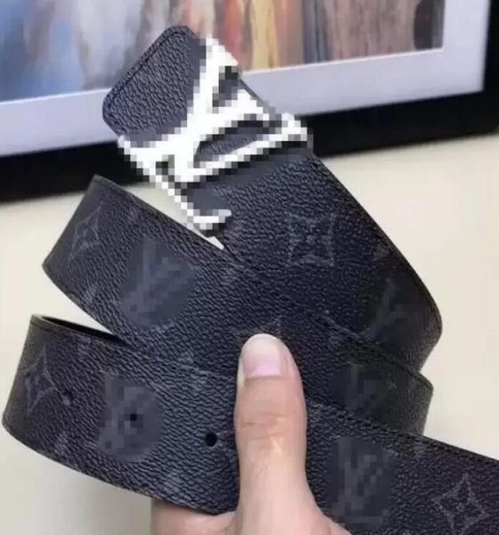 2022 fashion buckle genuine leather belt width 15 styles highly quality designer men women mens belts8229842, Black
2022 fashion buckle genuine leather belt width 15 styles highly quality designer men women mens belts8229842, Black