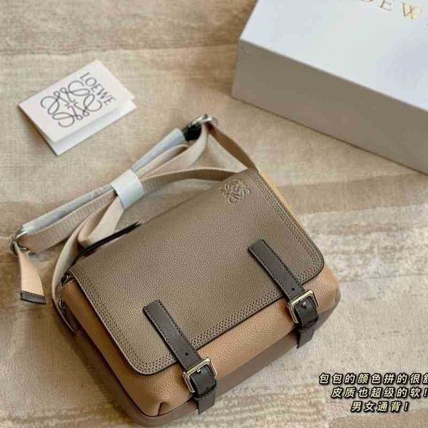 womans loew's bag designer fashion tote cowhide ancient color contrast large men's women's universal messenger fashion brand
womans loew's bag designer fashion tote cowhide ancient color contrast large men's women's universal messenger fashion brand