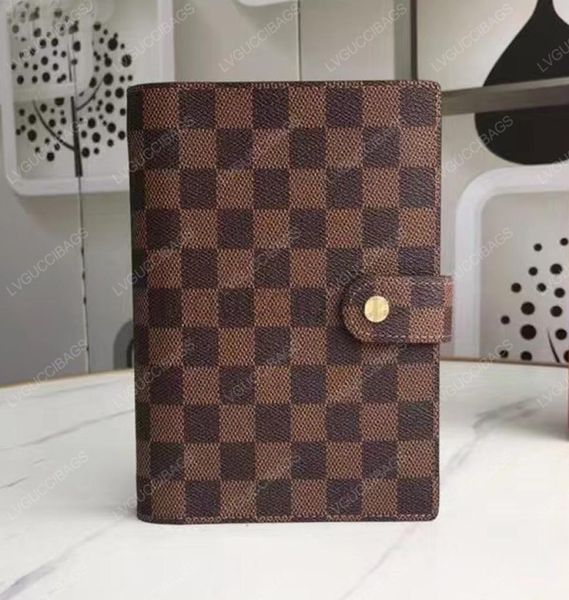 luxury quality high brand designer bag big table ring agenda sleeve stand memo a5 notebook diary cover leather passport epi leathe2677407, Brown;gray
luxury quality high brand designer bag big table ring agenda sleeve stand memo a5 notebook diary cover leather passport epi leathe2677407, Brown;gray