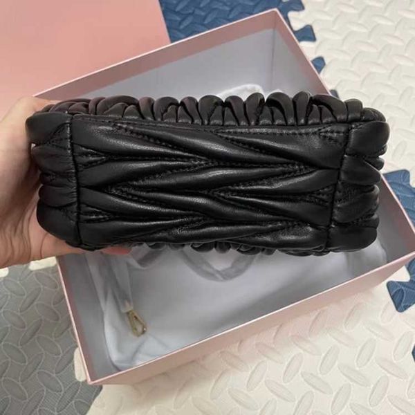 designer bag mimius miu cloud little sheepskin pleated pillow underarm one shoulder crossbody handbag female classic mu hairy bags 43ye vvjf
designer bag mimius miu cloud little sheepskin pleated pillow underarm one shoulder crossbody handbag female classic mu hairy bags 43ye vvjf