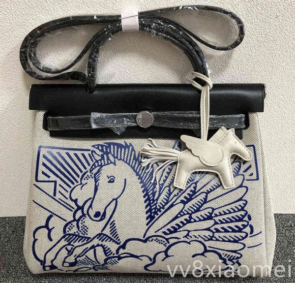 bags herme herbag 31 39 imported first layer cowhide canvas with small liner bag platinum single shoulder messenger hand i2na7988163
bags herme herbag 31 39 imported first layer cowhide canvas with small liner bag platinum single shoulder messenger hand i2na7988163