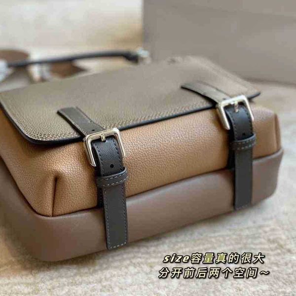womans loew's bag designer fashion tote cowhide ancient color contrast large men's women's universal messenger fashion brand
womans loew's bag designer fashion tote cowhide ancient color contrast large men's women's universal messenger fashion brand