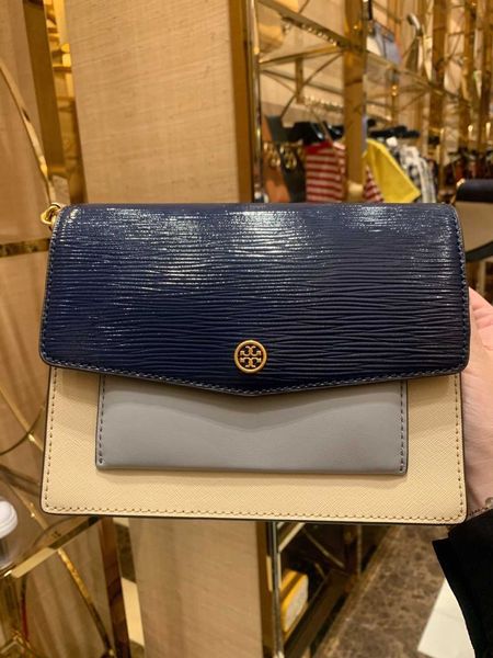 designer luxury women the tote bag fashion versatile handbags shoulder crossbody bags purse tories totes large capacity saddle wallets 7a ox
designer luxury women the tote bag fashion versatile handbags shoulder crossbody bags purse tories totes large capacity saddle wallets 7a ox
