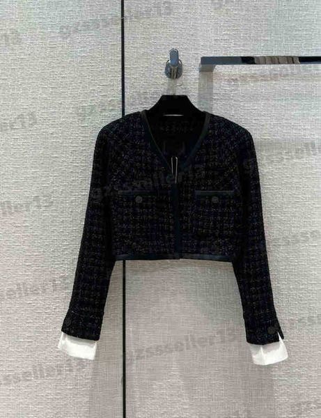 womens jacket autumn short style tweed jacket fashion brand custom contrasting blue check woven wool v-neck jackets designer women clothing, Black;brown
womens jacket autumn short style tweed jacket fashion brand custom contrasting blue check woven wool v-neck jackets designer women clothing, Black;brown