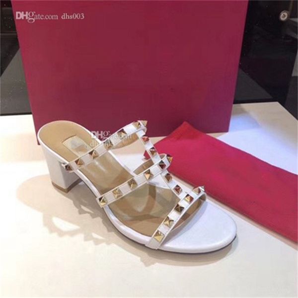 designer v sandals fashion valentinoity rivet ankle strap heel slides woman high heels shoes luxury leather gssdgd, Black
designer v sandals fashion valentinoity rivet ankle strap heel slides woman high heels shoes luxury leather gssdgd, Black