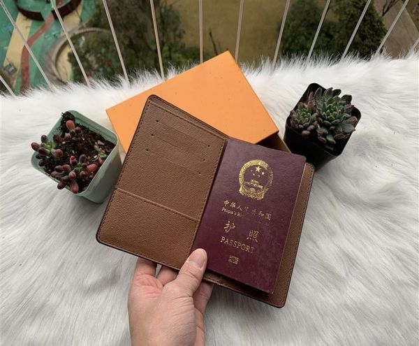 luxury designer brand women wallets leather passport cover brand credt card holder men business passport holder wallet carteira ma4062347, Red;black
luxury designer brand women wallets leather passport cover brand credt card holder men business passport holder wallet carteira ma4062347, Red;black