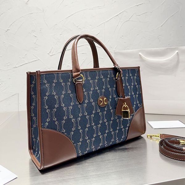 35cm old flower handbag tote shopping bag key latch removable strap interior zip pocket canvas leather shoulder bags large capacity pocket
35cm old flower handbag tote shopping bag key latch removable strap interior zip pocket canvas leather shoulder bags large capacity pocket