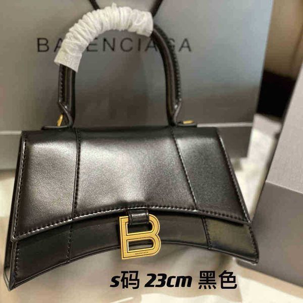 designer luxury womens bag balencigas handbag b-shaped paris single shoulder messenger fashion square gift shoulder oblique span versatile h
designer luxury womens bag balencigas handbag b-shaped paris single shoulder messenger fashion square gift shoulder oblique span versatile h