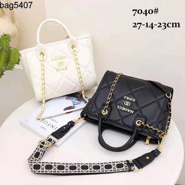 women's luxury bag shop 80% factory tiktok live broadcast women's 2023 fashion large capacity portable msenger leather sheep lingg
women's luxury bag shop 80% factory tiktok live broadcast women's 2023 fashion large capacity portable msenger leather sheep lingg