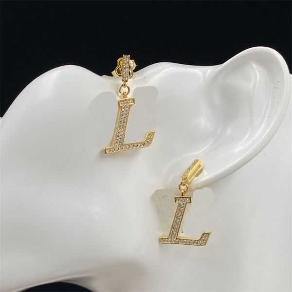 womens designe earrings l with diamonds luxury designers womens jewelry mens wedding earring studs shine diamonds premium brand, Silver
womens designe earrings l with diamonds luxury designers womens jewelry mens wedding earring studs shine diamonds premium brand, Silver