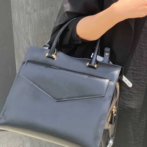 y totes designer tote handbag lady luxurys handbags leather shoulder classic elegant handbag women business tote bag 221122
y totes designer tote handbag lady luxurys handbags leather shoulder classic elegant handbag women business tote bag 221122