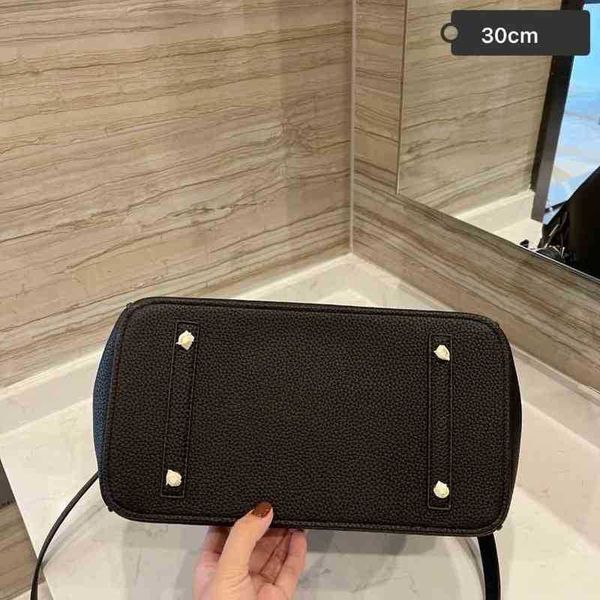 designer handbags herme messenger shoulder bag leather home women's platinum single portable
designer handbags herme messenger shoulder bag leather home women's platinum single portable