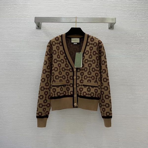milan runway sweaters 2023 new spring v neck long sleeve print high end jacquard cardigan women's designer clothing 1125-9, White;black
milan runway sweaters 2023 new spring v neck long sleeve print high end jacquard cardigan women's designer clothing 1125-9, White;black