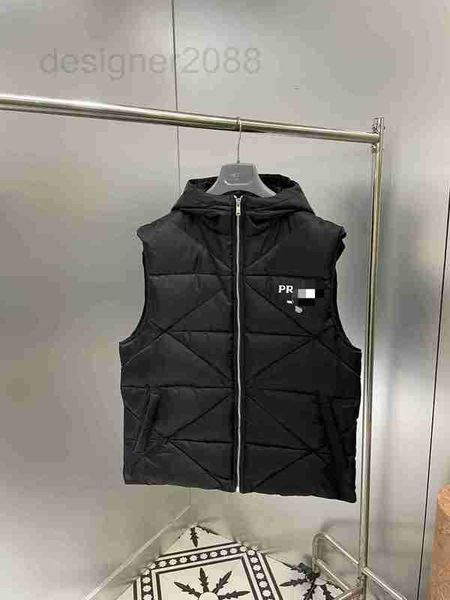 women's vests designer home p's new autumn and winter product small print hat pocket with recycled nylon gabardine jacket down cot, Black;white
women's vests designer home p's new autumn and winter product small print hat pocket with recycled nylon gabardine jacket down cot, Black;white